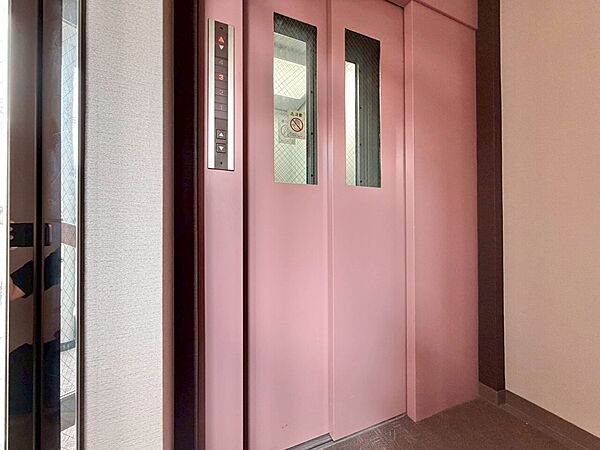 エレベーター完備のため荷物が多くなっても安心。