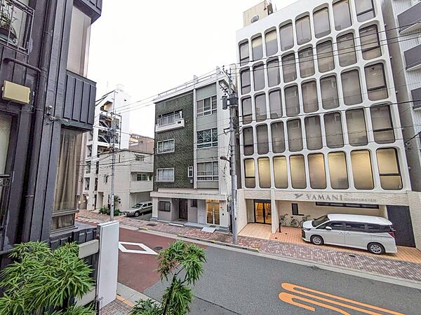 眺望や窓からの景色が良いと、家で過ごす時間も快適です。