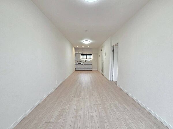 伸びやかな空間のなかで、ゆったりとしたひとときを過ごせます。