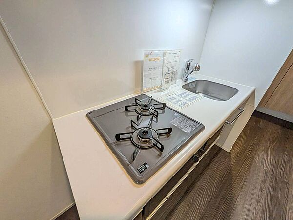 使いやすくスタイリッシュなキッチン空間になっております。
