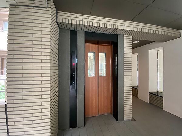 エレベーター完備のため荷物が多くなっても安心。