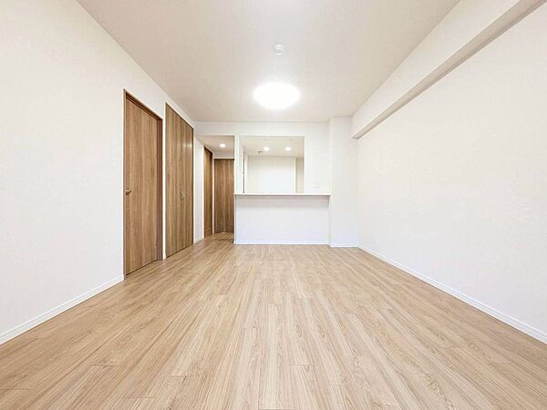 伸びやかな空間のなかで、ゆったりとしたひとときを過ごせます。
