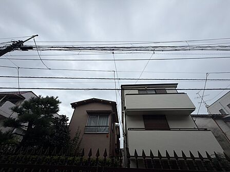 眺望や窓からの景色が良いと、家で過ごす時間も快適です。