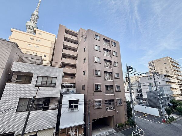 眺望や窓からの景色が良いと、家で過ごす時間も快適です。