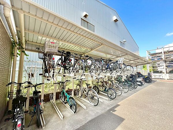 駐輪場も綺麗に整頓されています。※空き状況は都度ご確認下さい。