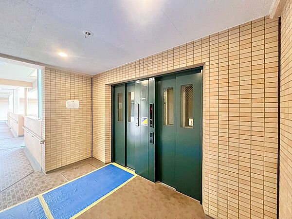 エレベーター完備のため荷物が多くなっても安心。