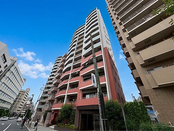 忙しく過ぎゆく日常を置き去るほど、ゆったりした時間が流れる住環境。