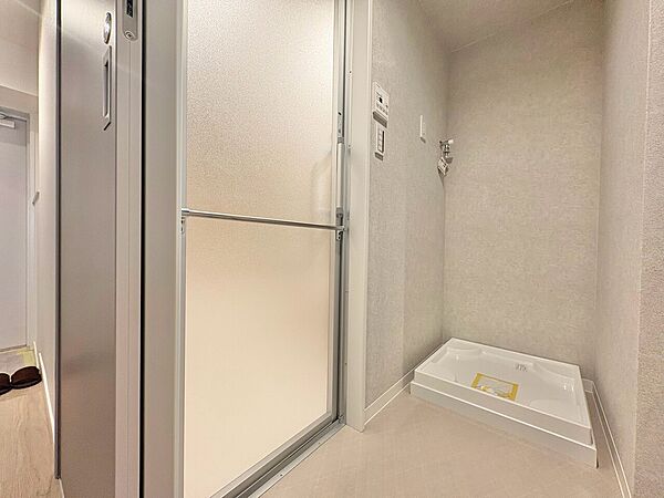 十分な広さの脱衣所。