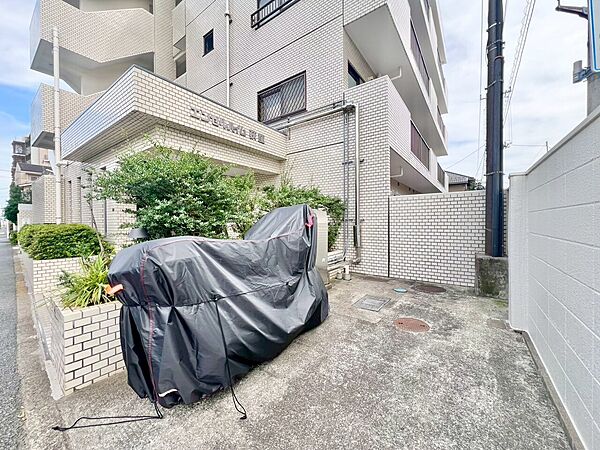 バイク置き場もございます。※空き状況は都度ご確認下さい。