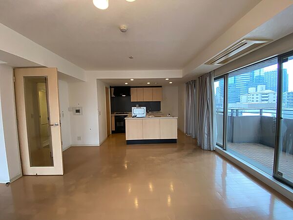 「空間が織り成すひとつ先の住み心地」を演出します。