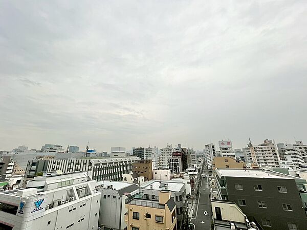 眺望や窓からの景色が良いと、家で過ごす時間も快適です。