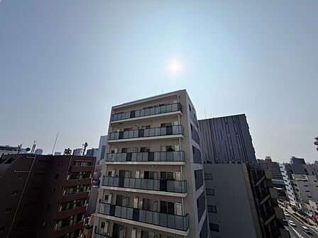 眺望や窓からの景色が良いと、家で過ごす時間も快適です。