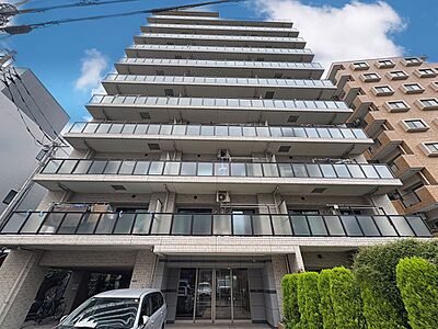 外観:飽きのこないシンプルモダンな外観です。 外観:飽きのこないシンプルモダンな外観です。
