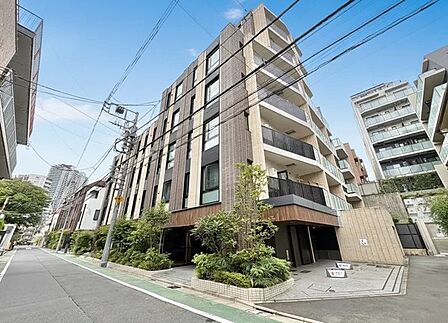 飽きのこないシンプルモダンな外観です。