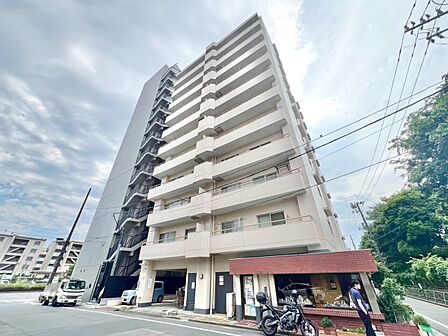 忙しく過ぎゆく日常を置き去るほど、ゆったりした時間が流れる住環境。
