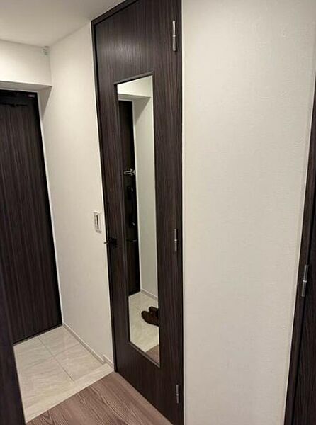 玄関を拡大表示