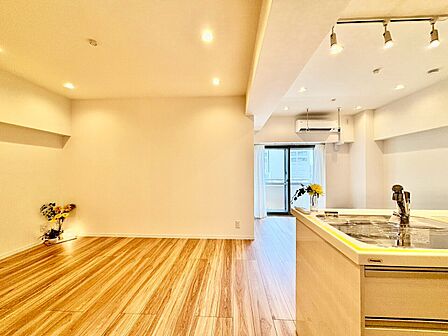 通風・採光に優れ、心地よい光と風が溢れています。