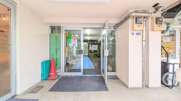 エントランス