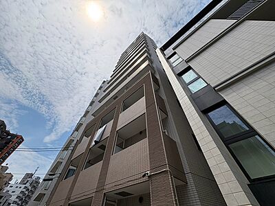 外観:飽きのこないシンプルモダンな外観です。 外観:飽きのこないシンプルモダンな外観です。