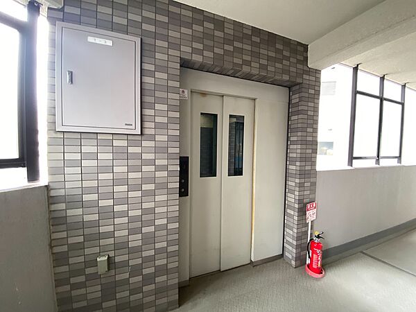 エレベーター完備のため荷物が多くなっても安心。