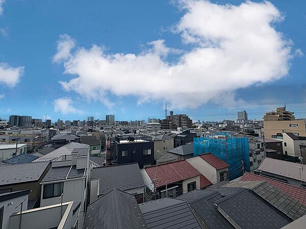 眺望や窓からの景色が良いと、家で過ごす時間も快適です。