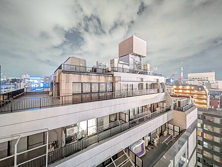 陽当たり・通風・開放感に恵まれた環境です。
