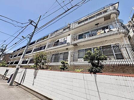 忙しく過ぎゆく日常を置き去るほど、ゆったりした時間が流れる住環境。