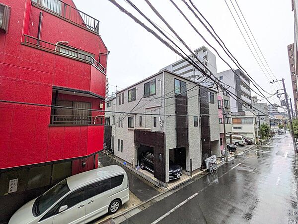 眺望や窓からの景色が良いと、家で過ごす時間も快適です。