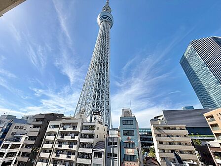 陽当たり・通風・開放感に恵まれた環境です。