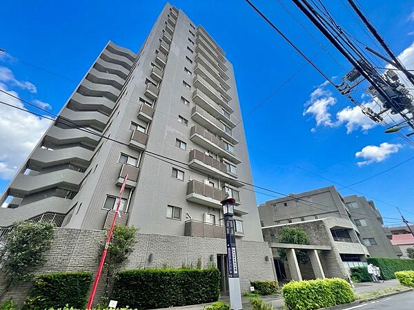 忙しく過ぎゆく日常を置き去るほど、ゆったりした時間が流れる住環境。