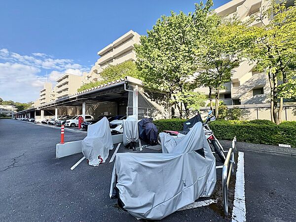 バイク置き場もございます。※空き状況は都度ご確認下さい。