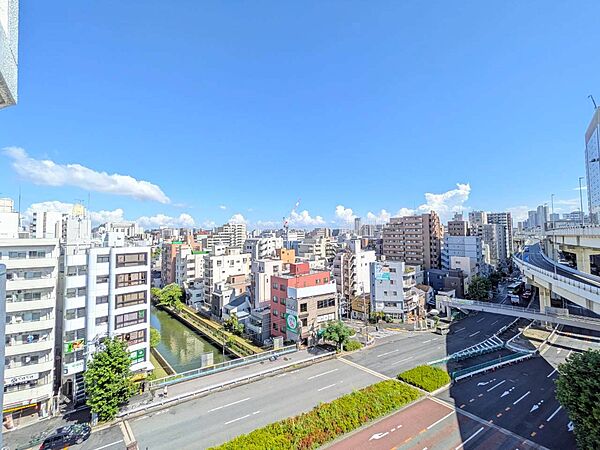 眺望や窓からの景色が良いと、家で過ごす時間も快適です。