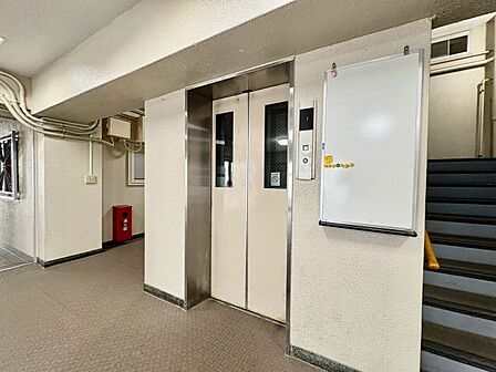 エレベーター完備のため荷物が多くなっても安心。