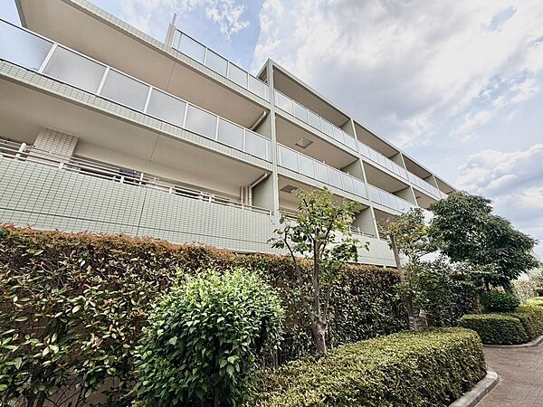 忙しく過ぎゆく日常を置き去るほど、ゆったりした時間が流れる住環境。
