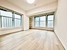 子供部屋：清かで艶やかな時間をもたらしてくれる室内です。
