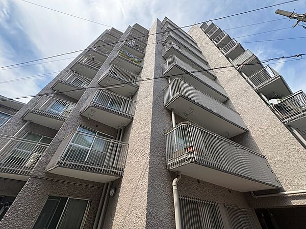 忙しく過ぎゆく日常を置き去るほど、ゆったりした時間が流れる住環境。