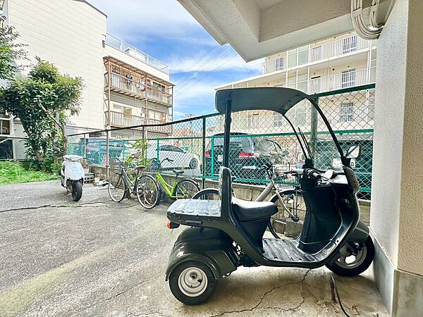 バイク置き場もございます。※空き状況は都度ご確認下さい。