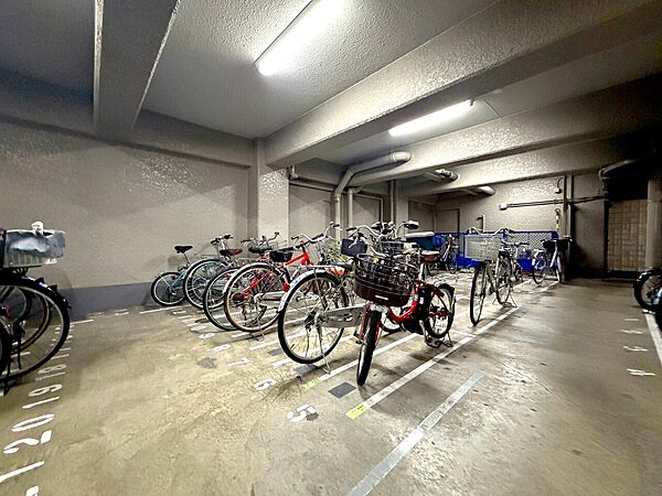 駐輪場も綺麗に整頓されています。※空き状況は都度ご確認下さい。