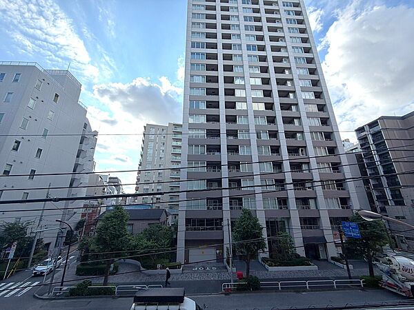 眺望や窓からの景色が良いと、家で過ごす時間も快適です。