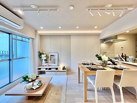 「空間が織り成すひとつ先の住み心地」を演出します。