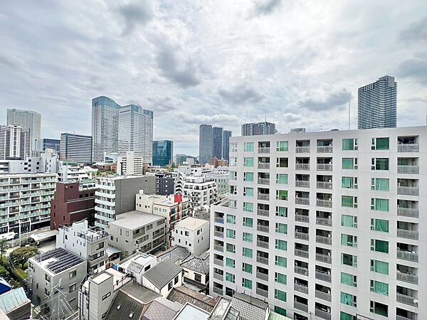 陽当たり・通風・開放感に恵まれた環境です。