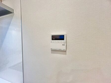 見やすい画面で操作しやすい給湯パネル。