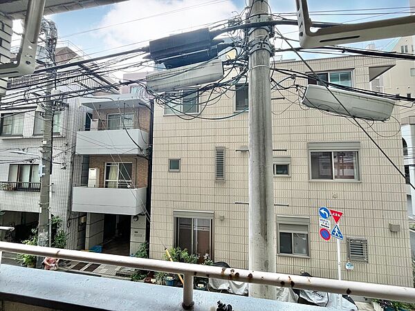 眺望や窓からの景色が良いと、家で過ごす時間も快適です。