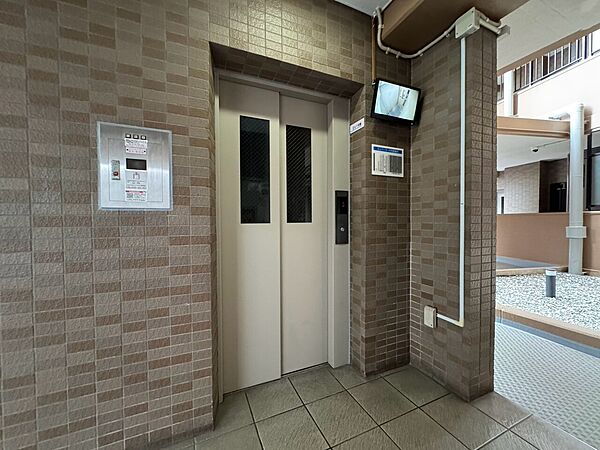 エレベーター完備のため荷物が多くなっても安心。