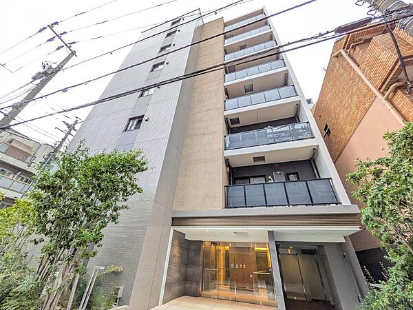 飽きのこないシンプルモダンな外観です。