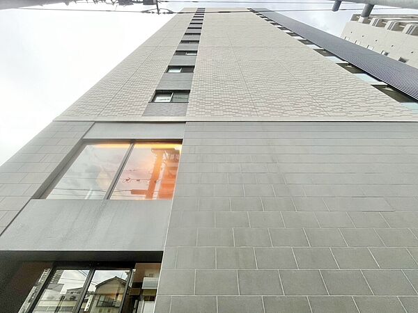 忙しく過ぎゆく日常を置き去るほど、ゆったりした時間が流れる住環境。