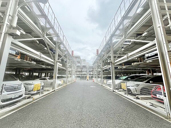 駐車スペースが嬉しいですね。※空き状況は都度ご確認下さい。