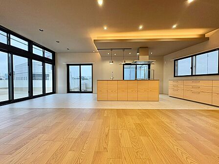 「空間が織り成すひとつ先の住み心地」を演出します。