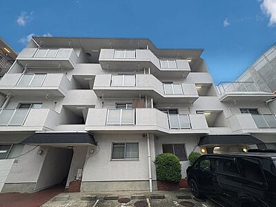外観:飽きのこないシンプルモダンな外観です。 外観:飽きのこないシンプルモダンな外観です。