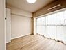 寝室：快適に・伸びやかに。心の潤いを求める方々へ。